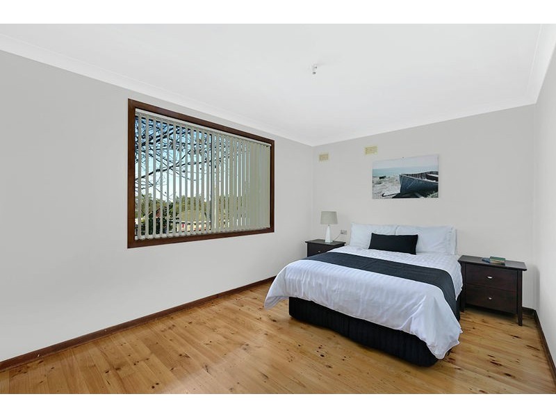 30 Owen Ave, Wyong NSW 2259