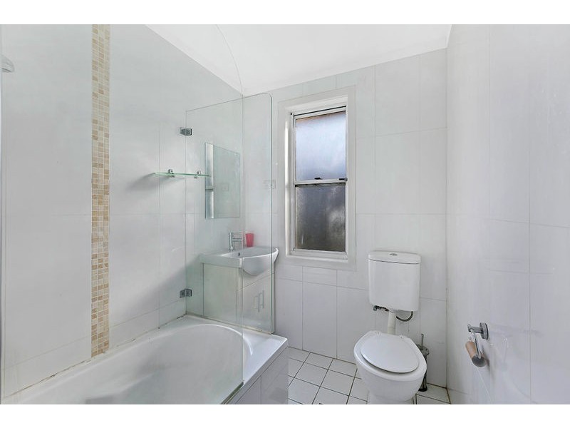 30 Owen Ave, Wyong NSW 2259