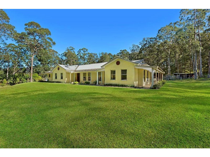 305 Smiths Road, Dooralong NSW 2259