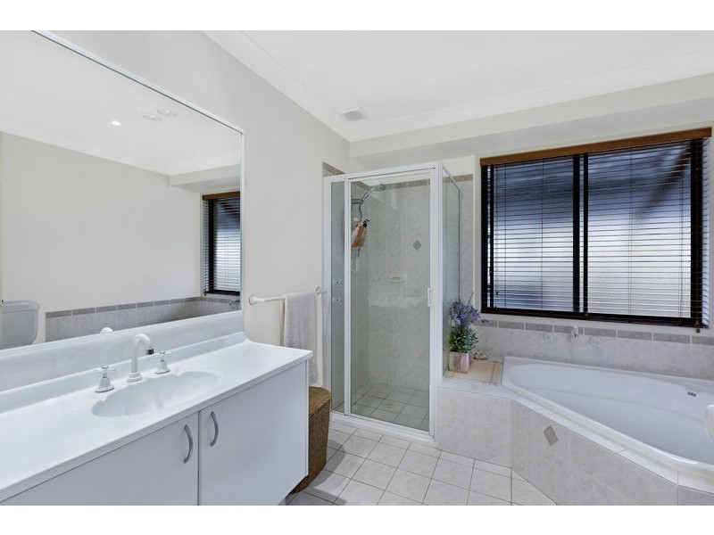 17 Glencoe Avenue, Hamlyn Terrace NSW 2259