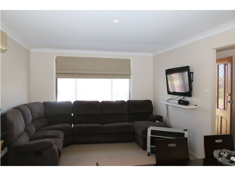 21 Kingston Road, Kanwal NSW 2259