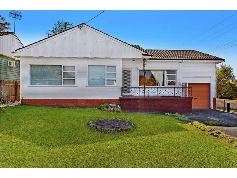 2 George St, Wyong NSW 2259