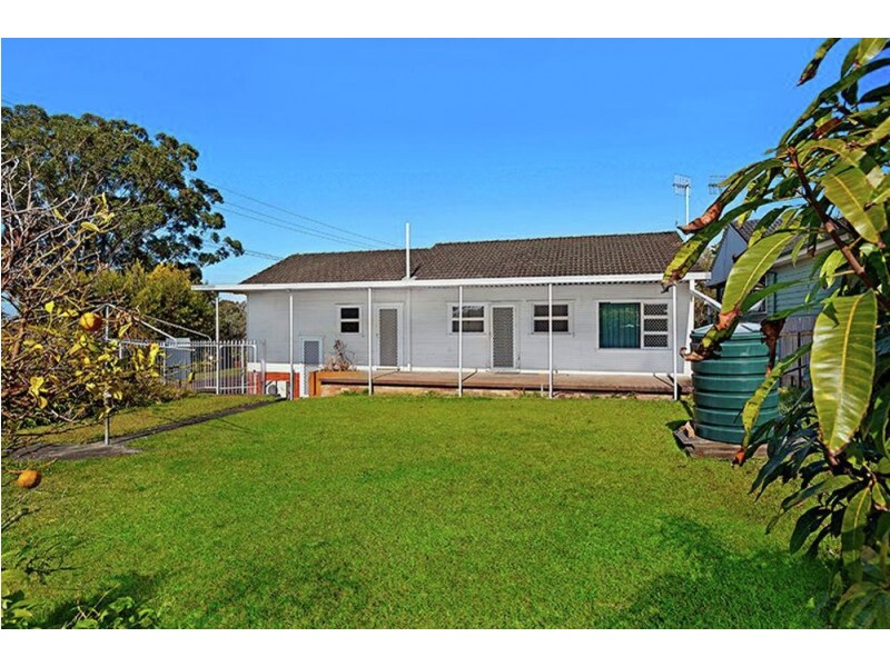 2 George St, Wyong NSW 2259