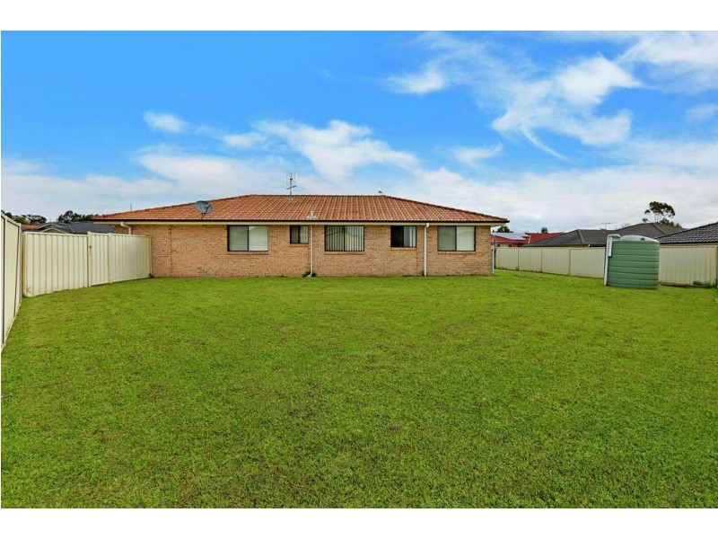 19 Begonia Place, Woongarrah NSW 2259