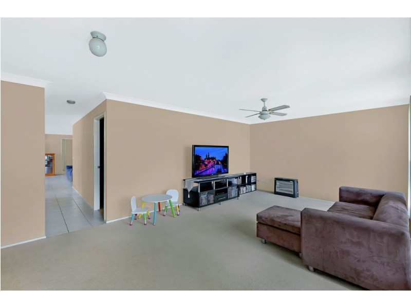 19 Begonia Place, Woongarrah NSW 2259