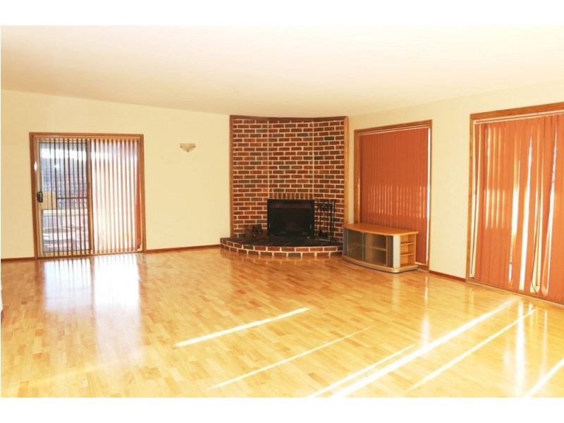7 Ninian Close, Watanobbi NSW 2259