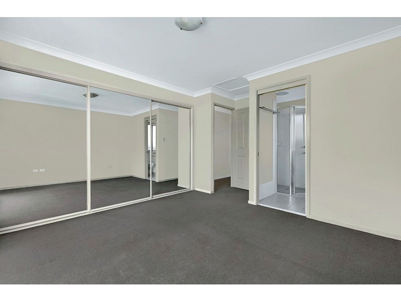 5 Voyager Street, Wadalba NSW 2259