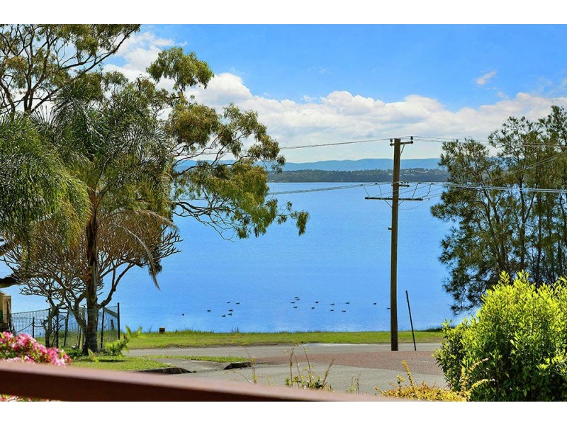 17 Elden Street, Toukley NSW 2263