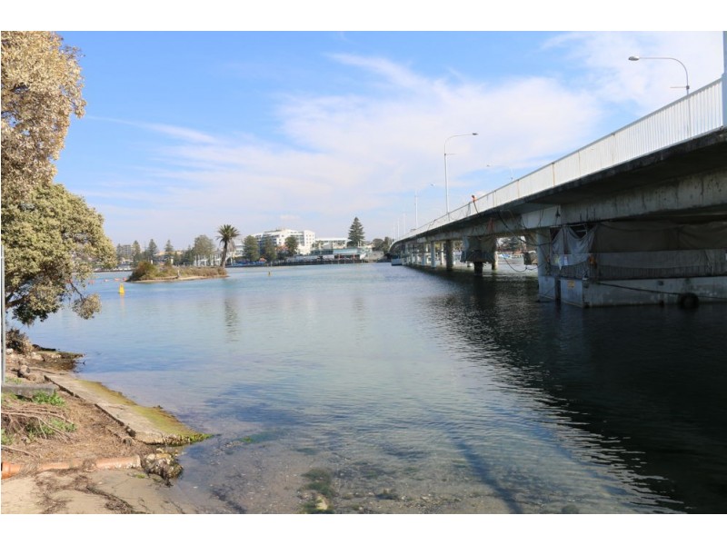 4 Brogden Road, The Entrance North NSW 2261