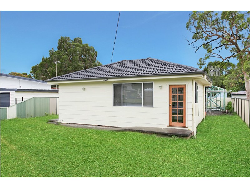 35 Brennon Road, Gorokan NSW 2263