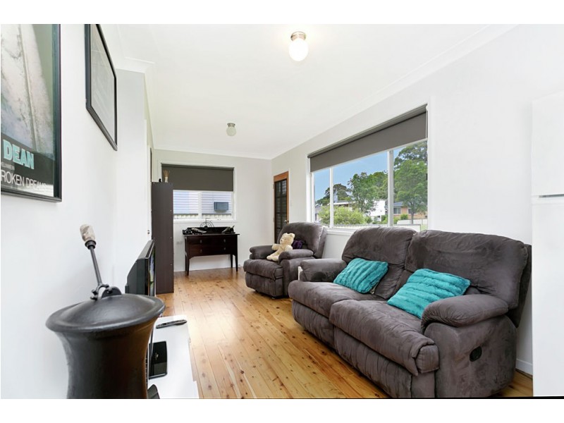 35 Brennon Road, Gorokan NSW 2263