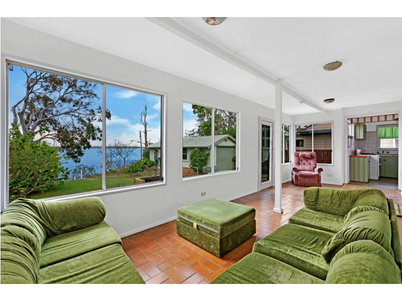 26 Main Road, Toukley NSW 2263