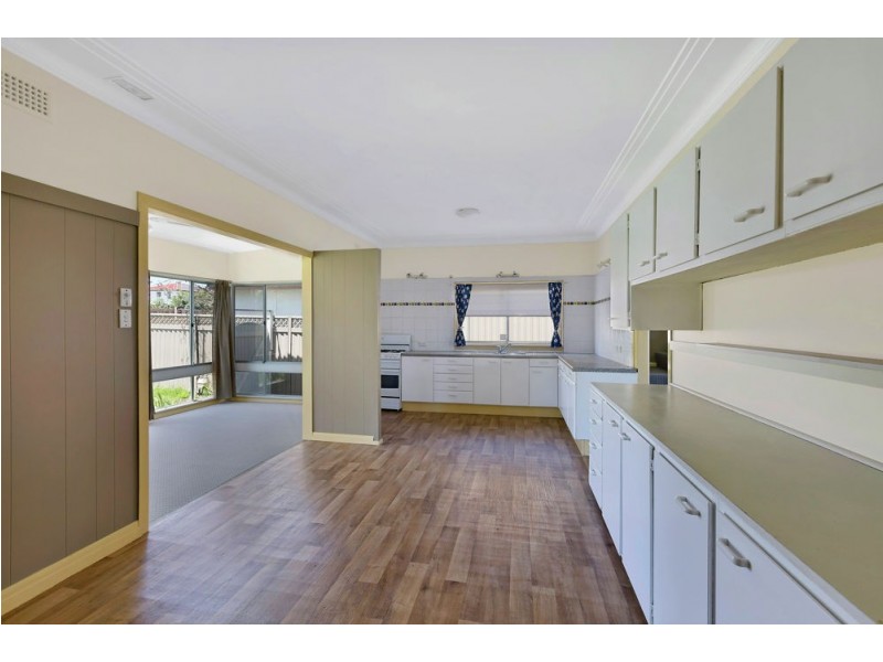 47 Main Road, Toukley NSW 2263