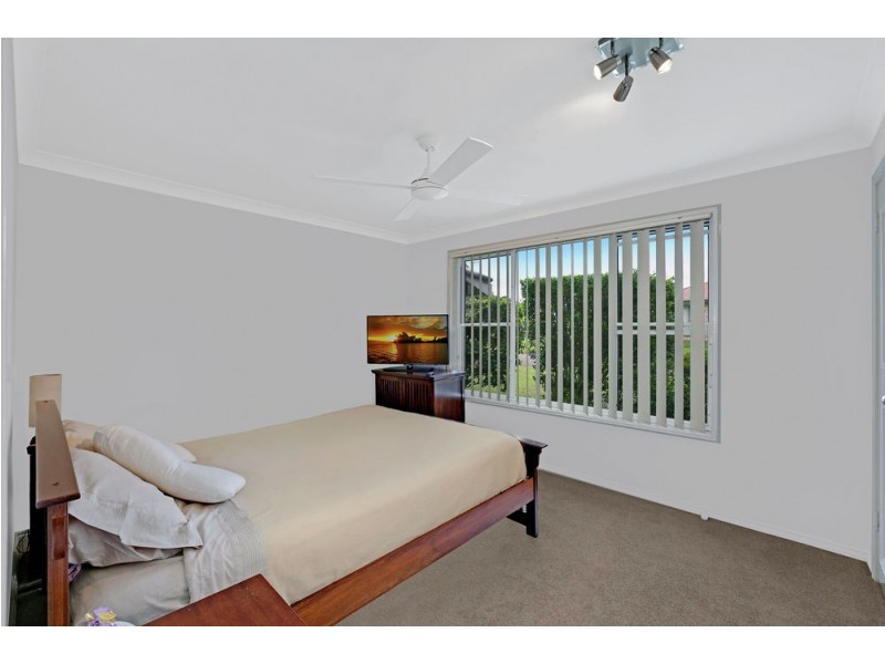 74 Fravent Street, Toukley NSW 2263