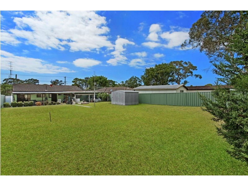 102 Westbrook Parade, Gorokan NSW 2263