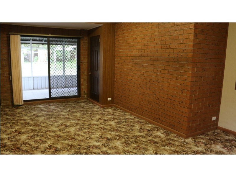 12 Windermere Avenue, Charmhaven NSW 2263