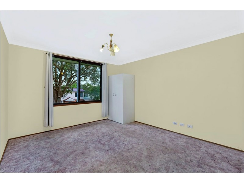 12 Windermere Avenue, Charmhaven NSW 2263