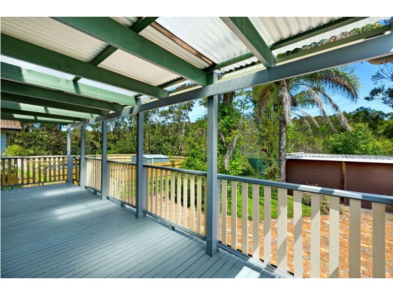 4 Birdwood Drive, Blue Haven NSW 2262