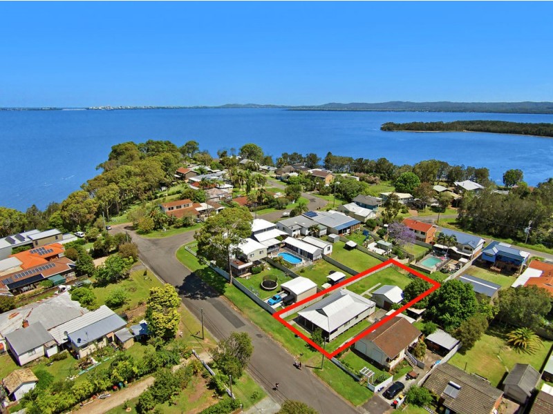 4 Palmer Street, Rocky Point NSW 2259