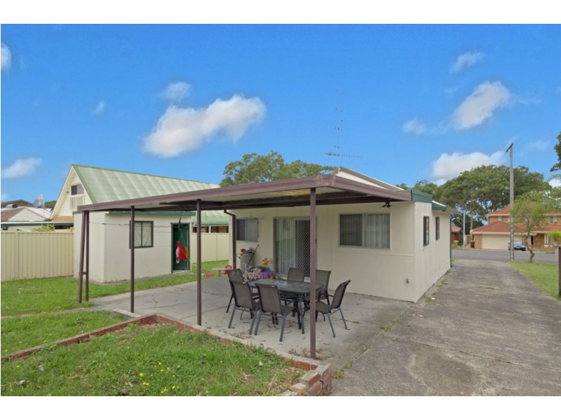 91 Marks Road, Gorokan NSW 2263