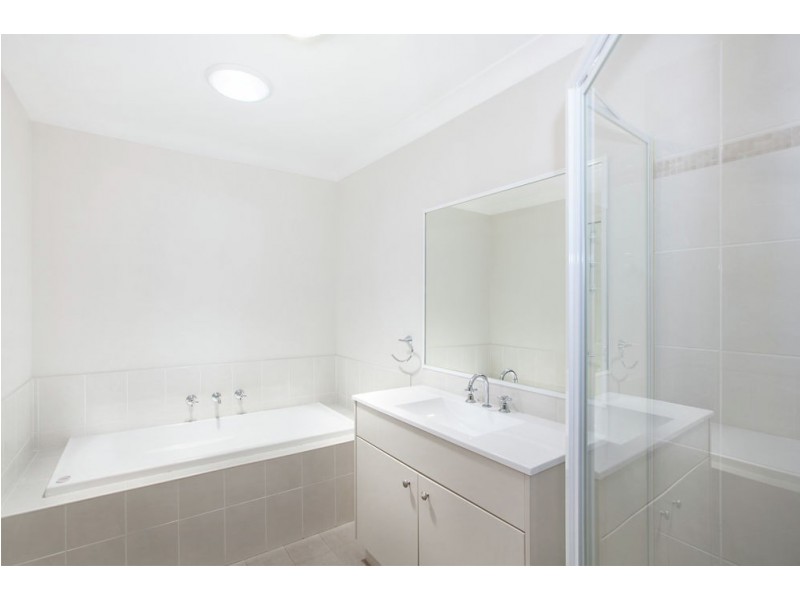 4a Crown Street, Toukley NSW 2263