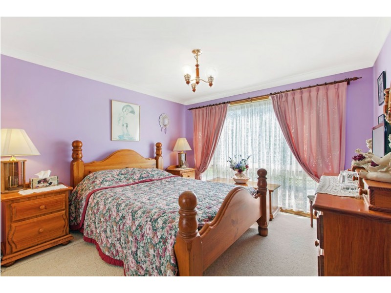 62 Warrina Avenue, Summerland Point NSW 2259