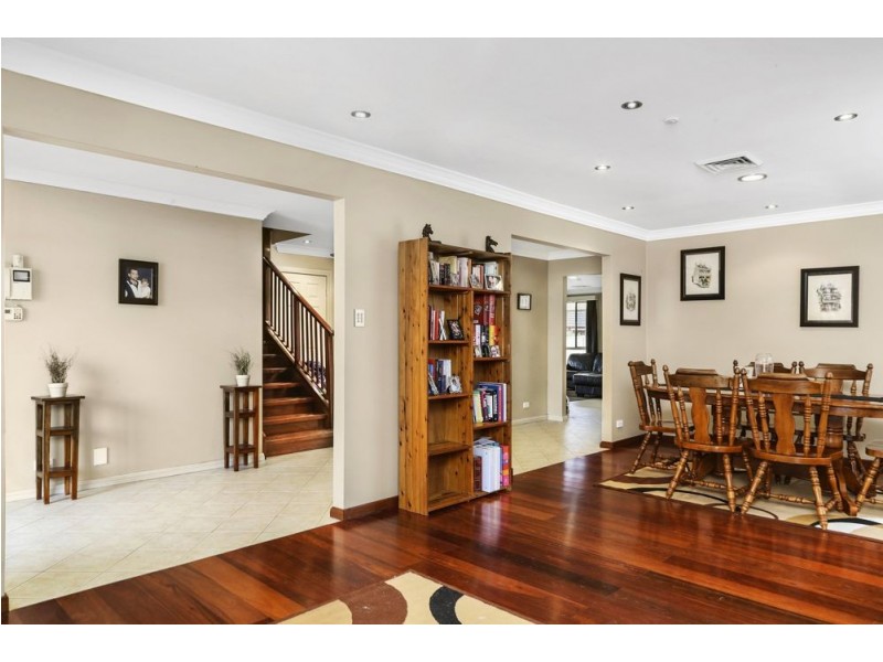 6 Ryan Close, Woongarrah NSW 2259