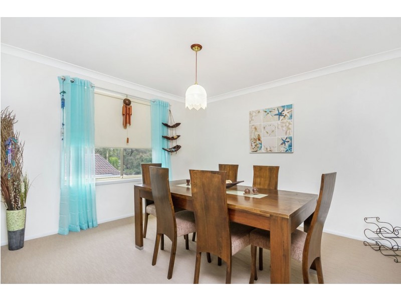 17 Sabrina Avenue, Bateau Bay NSW 2261