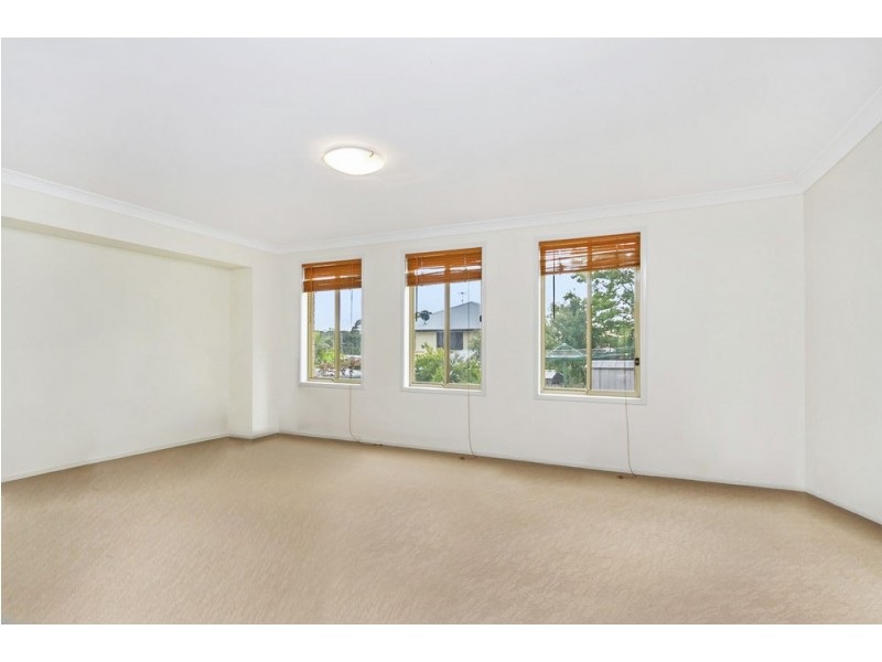 17 Sabrina Avenue, Bateau Bay NSW 2261