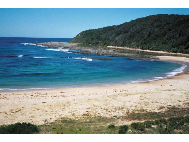 17 Sabrina Avenue, Bateau Bay NSW 2261