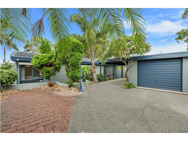 142A Tuggerawong Road (1 Karthina Crescent), Wyongah NSW 2259