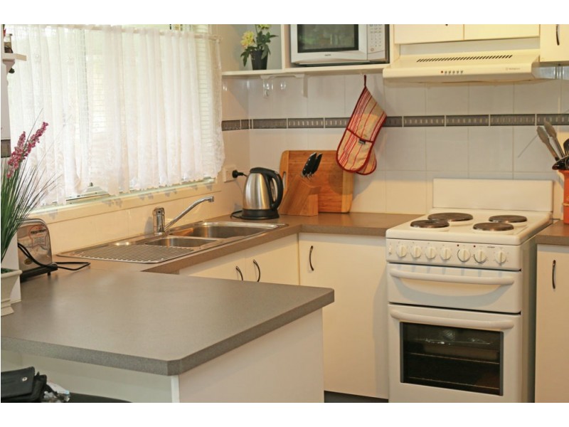 6 Cohen Street, Wyong NSW 2259