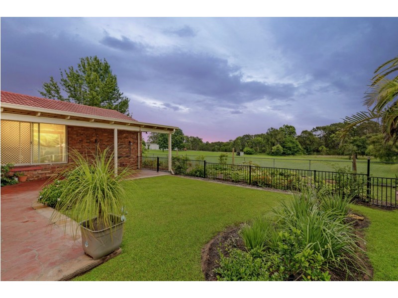 218 Pollock Avenue, Wyong NSW 2259