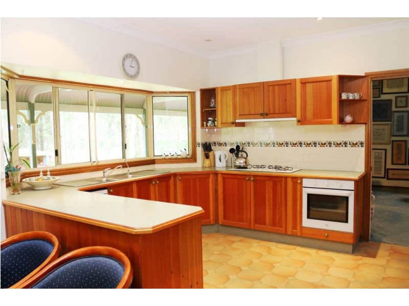24 Parkridge Drive, Jilliby NSW 2259