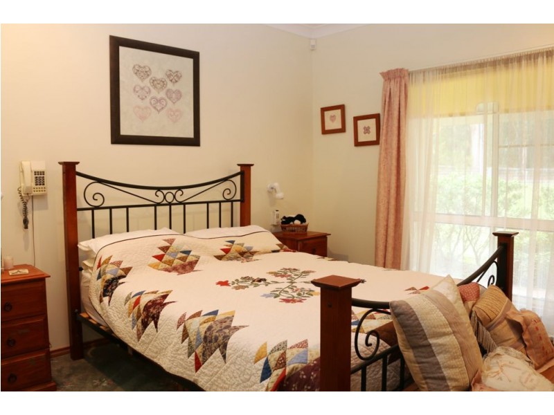 24 Parkridge Drive, Jilliby NSW 2259