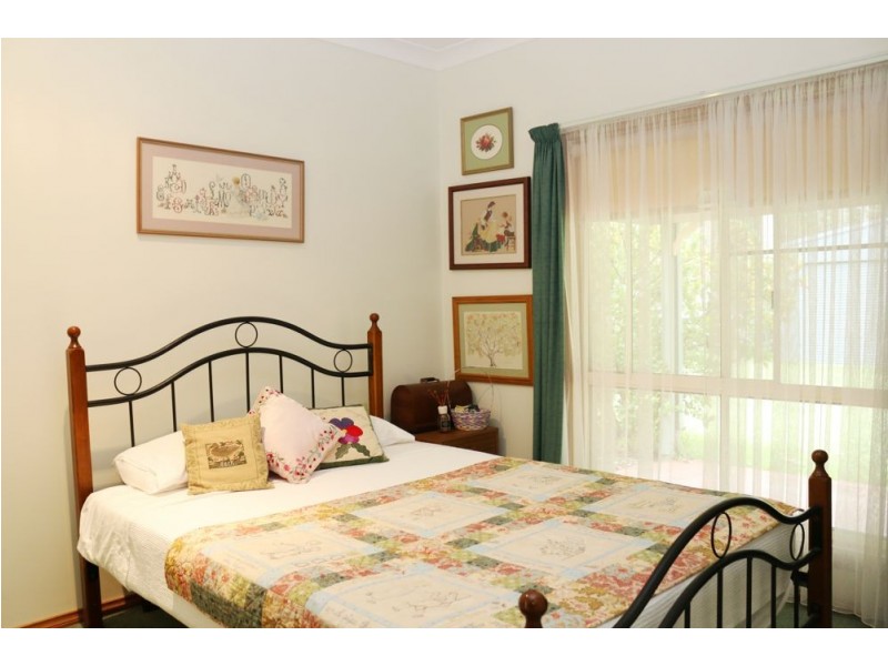 24 Parkridge Drive, Jilliby NSW 2259