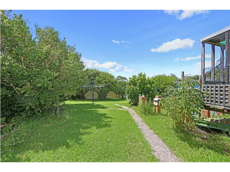 147 Stanley Street, Kanwal NSW 2259