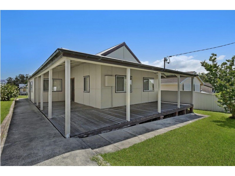 4 Palmer Street, Rocky Point NSW 2259