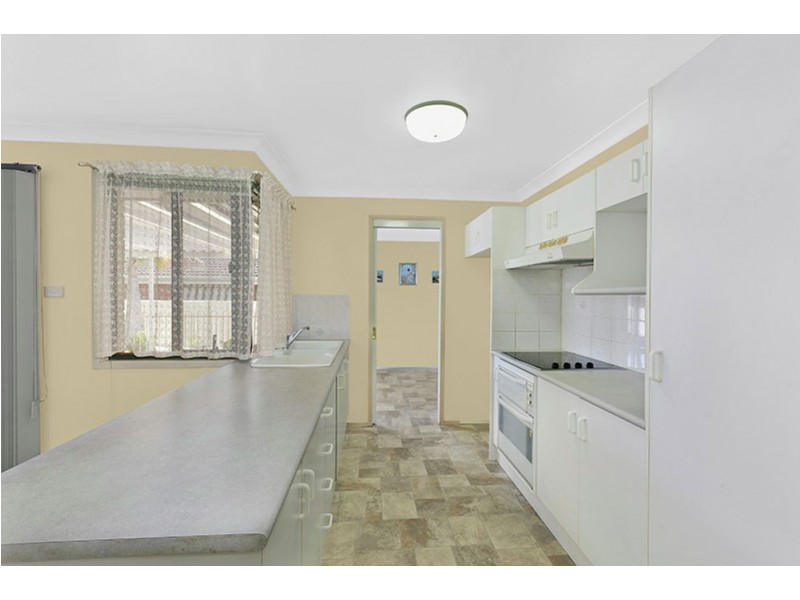 101 Roper Road, Blue Haven NSW 2262