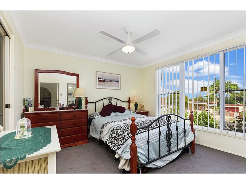 1 Christine Avenue, Budgewoi NSW 2262