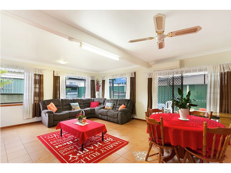 86 Ocean View Road, Gorokan NSW 2263