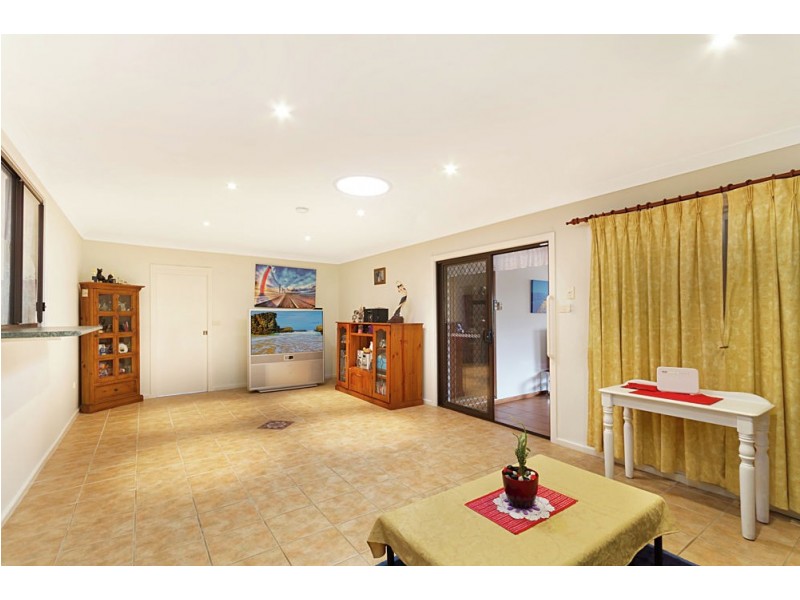 86 Ocean View Road, Gorokan NSW 2263