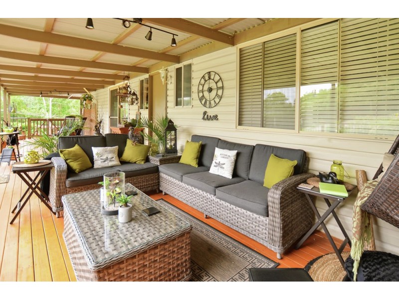 1869 Yarramalong Road, Yarramalong NSW 2259