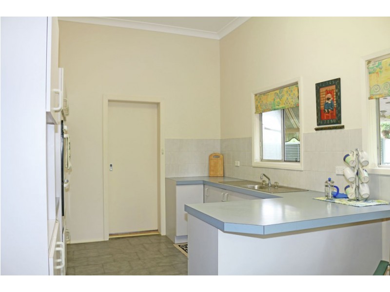 41 Hope Street, Wyong NSW 2259