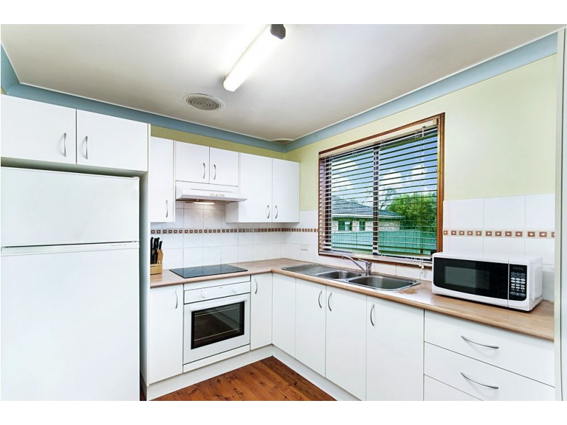 16 Durham Road, Gorokan NSW 2263