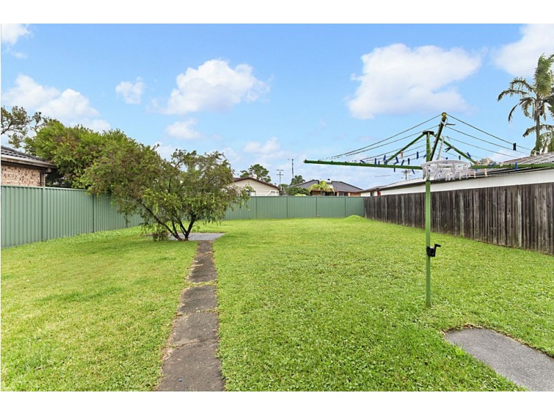 16 Durham Road, Gorokan NSW 2263