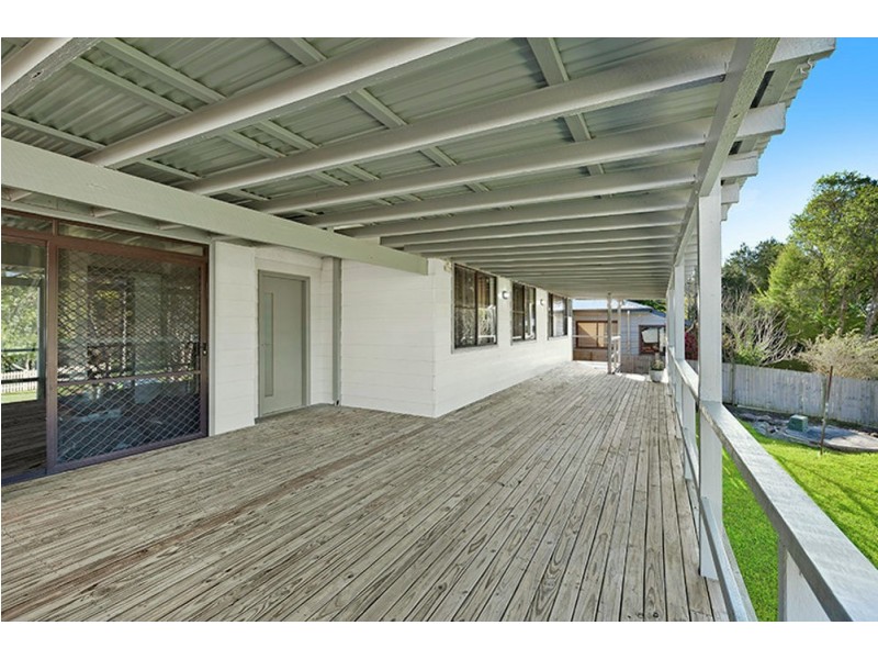 8 Linga Longa Road, Yarramalong NSW 2259