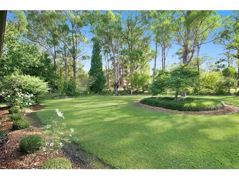 8 Crestwood Road, Jilliby NSW 2259