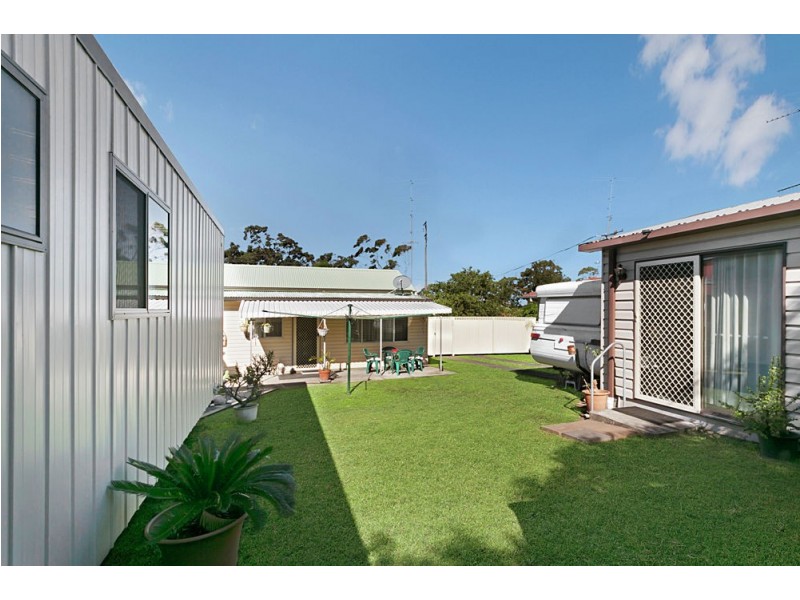 135 Wallarah Road, Gorokan NSW 2263