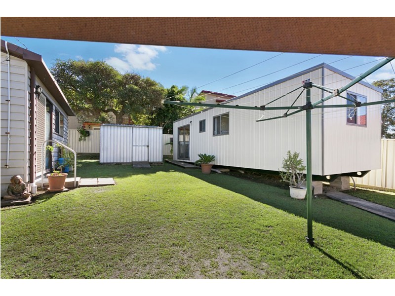 135 Wallarah Road, Gorokan NSW 2263